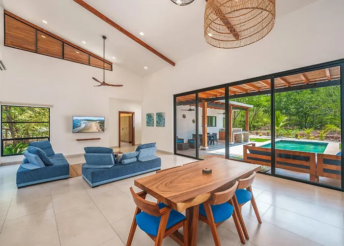 Stylish Private Tropical Escape-10 Mins From Tamarindo *